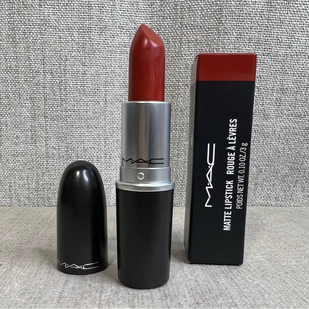 🎁2 for $30🎁 MAC Lipstick Matte in Chili - Picture 6 of 6
